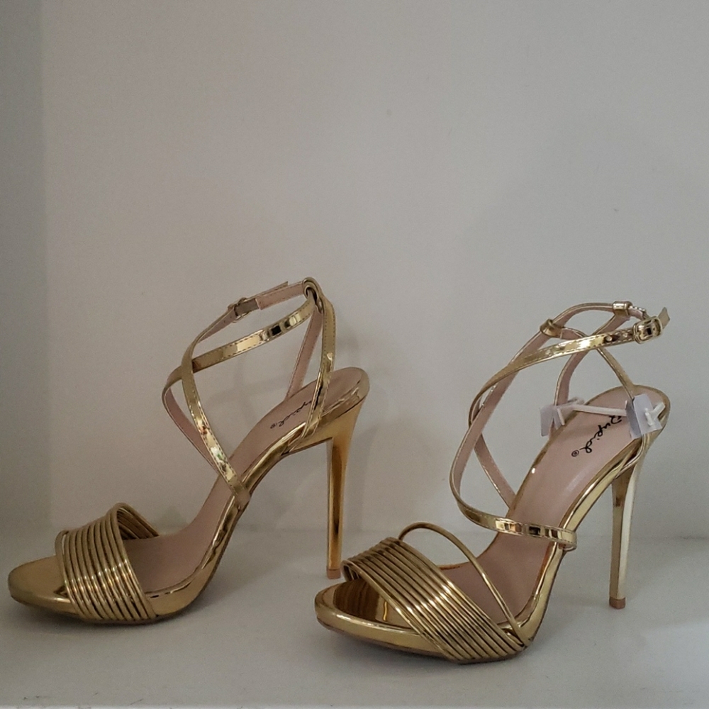 4" Gold High Heels